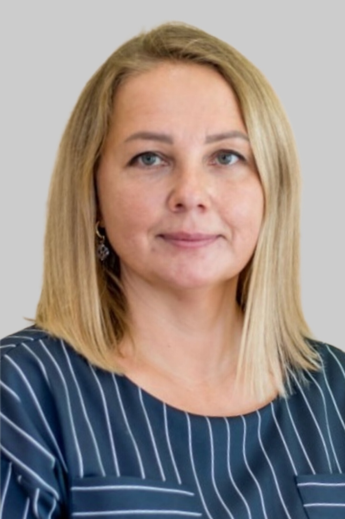 Попова Елена Павловна.
